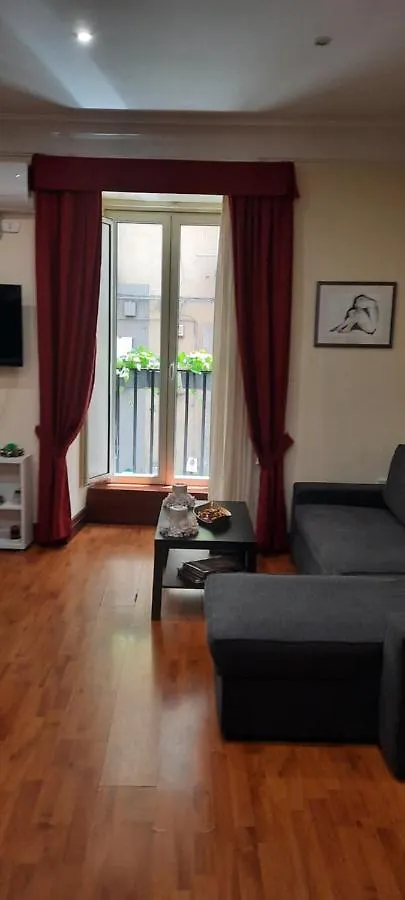 F&B Casa Vacanze Naples Apartment