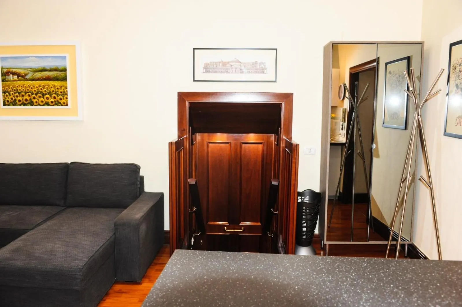 F&B Casa Vacanze Naples Italy